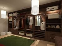 Классическая гардеробная комната из массива с подсветкой Волгодонск
